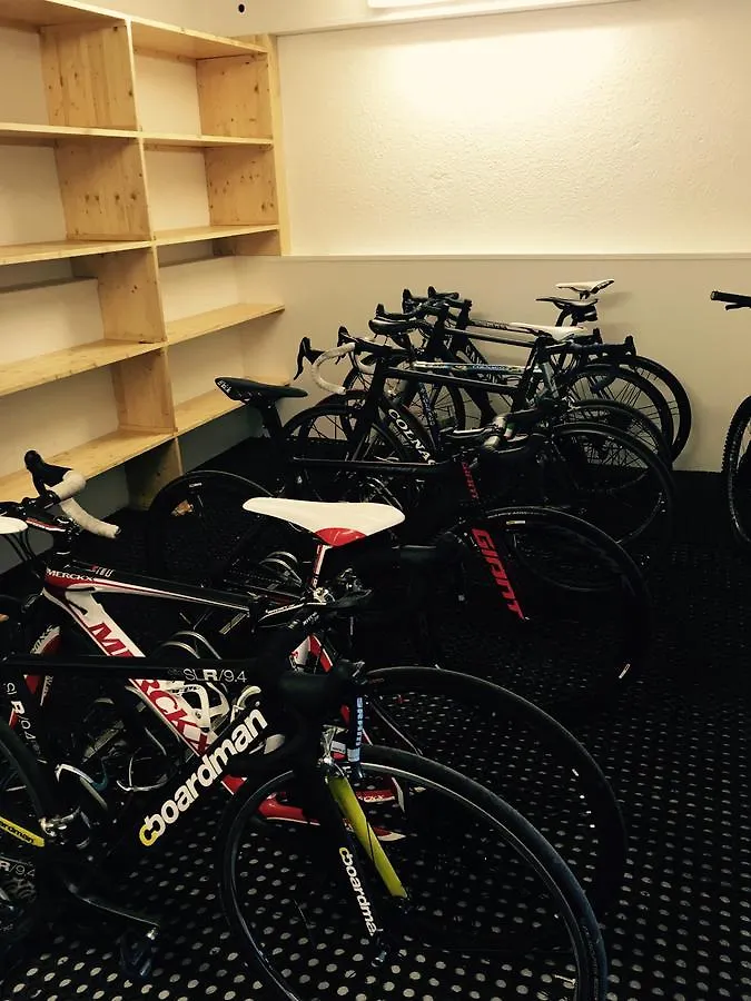 Hotel La Vallee Blanche Bikehotel Alpe d'Huez